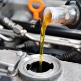 Cambia el aceite de tu coche en Dr Auto en Granada